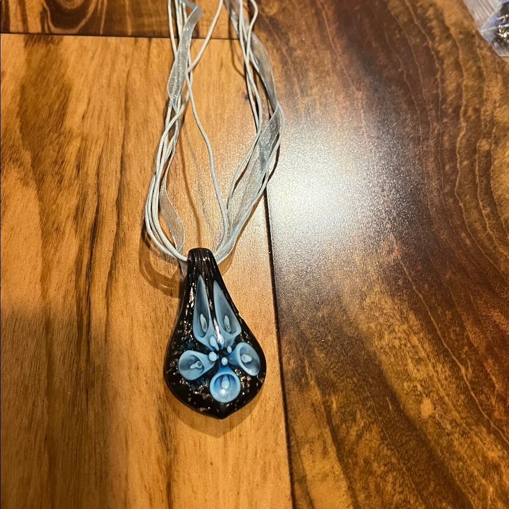 Black and Blue Teardrop Pendant Necklace